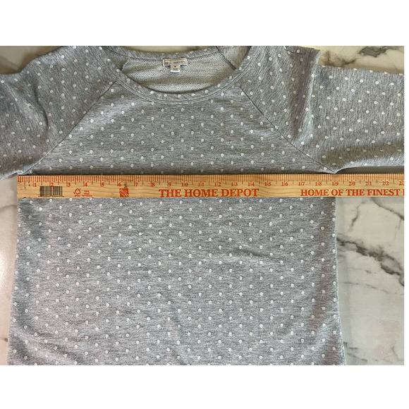 3/$27 Gap Crewneck Sweatshirt in Gray, White Polka Dots, Medium - Picture 11 of 11
